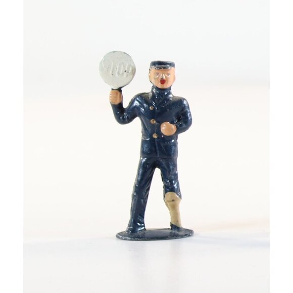 Barclay Lead Figure, Train Conductor Holding Sign, 1950s, 1.75" Tall - Picture 1 of 6